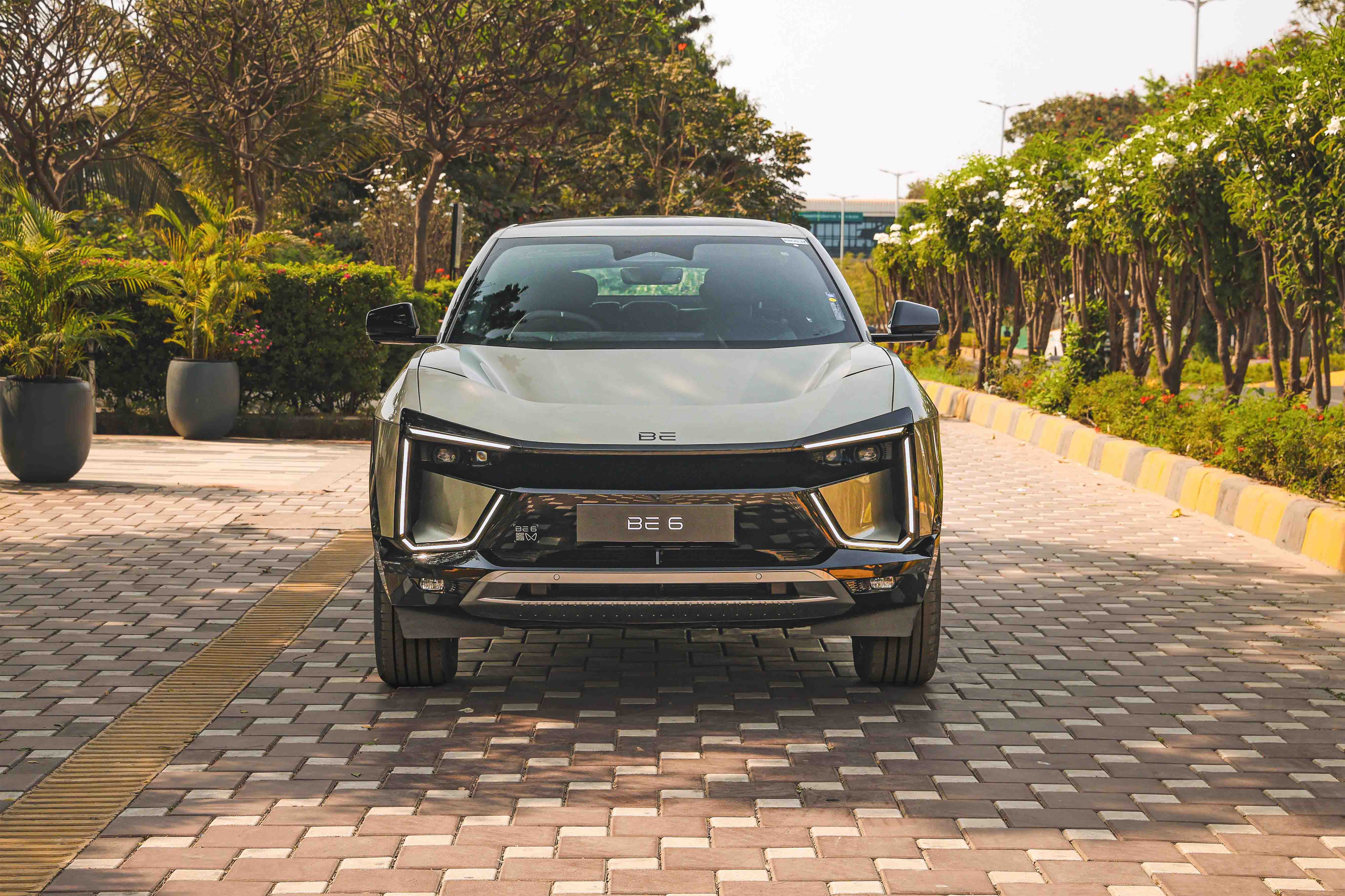 xuv3xo